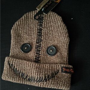 Trick r great Sam beanie small